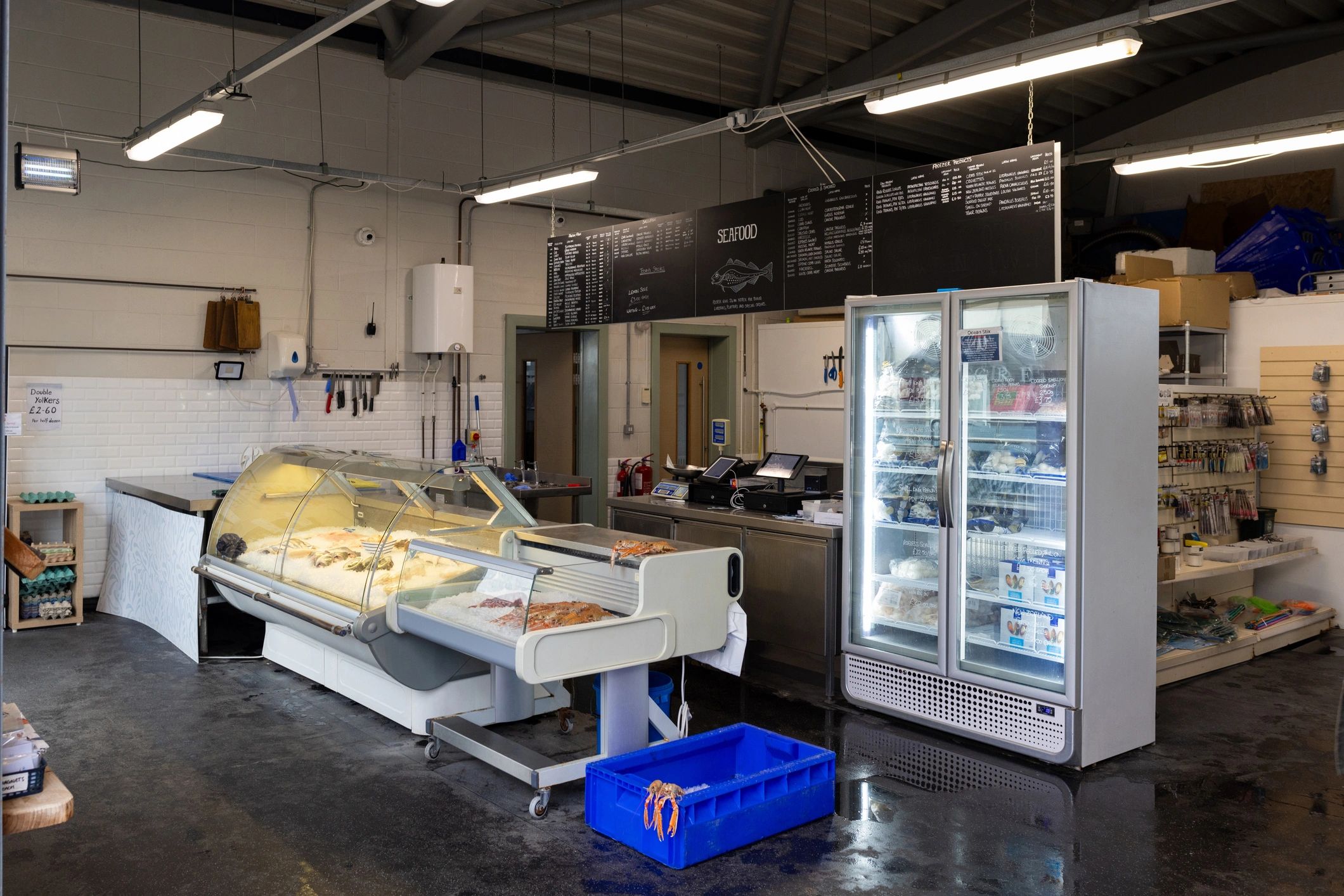 Fresh seafood supply for wholesale distribution
